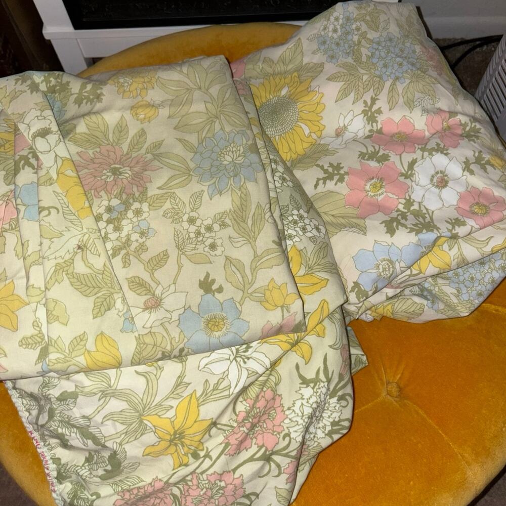 Vintage 1970s Cannon Royal Family Cotswolds Queen Sheet Set 5 Piece Floral